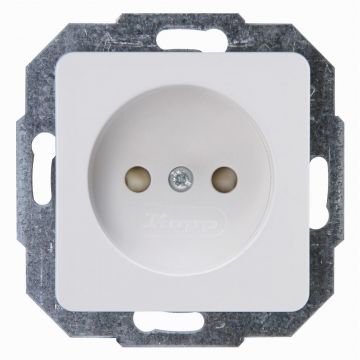 Kopp HK02 afdekraam stopcontact zonder randaarde met kinderbeveiliging 1-voudig wit
